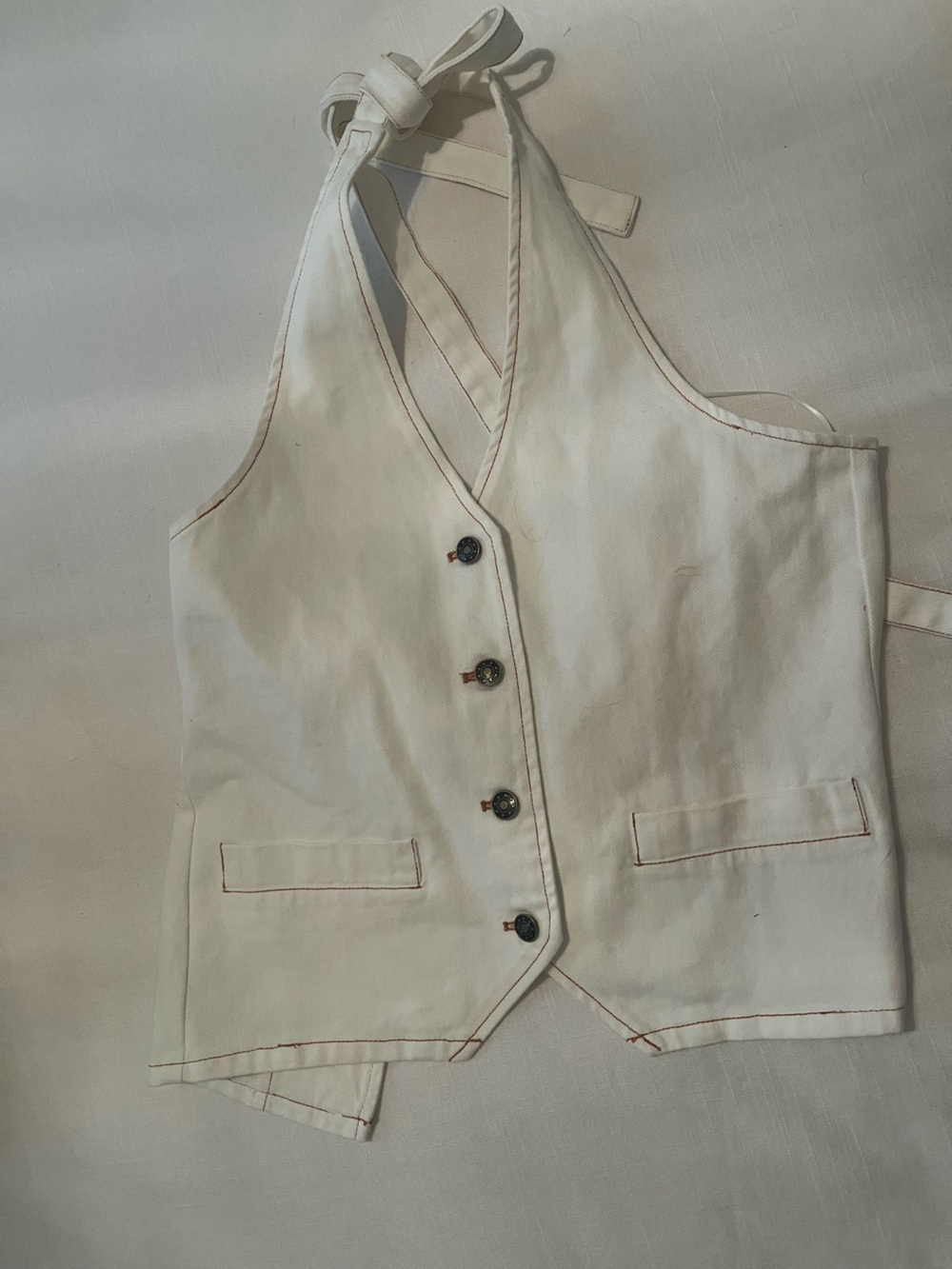 Lioness Cream Button-Front Vest with Contrast Topstitching
